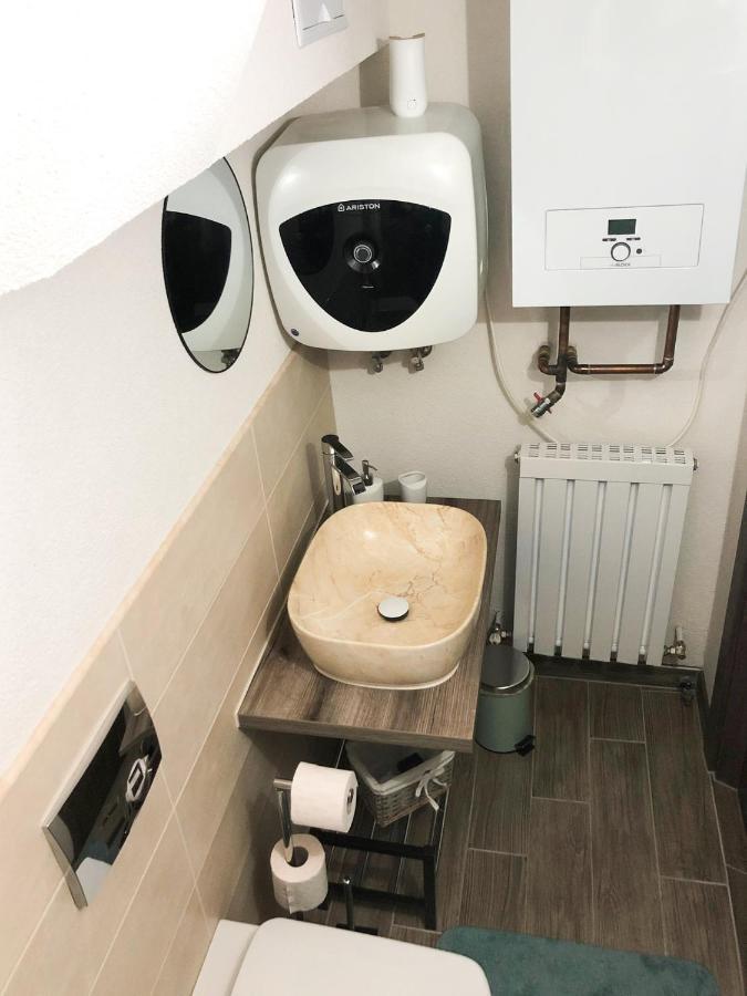 Ultra Central Apartment, Free Parking Oradea - Stray Cats Екстериор снимка