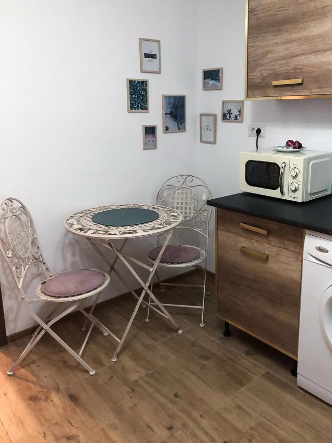 Ultra Central Apartment, Free Parking Oradea - Stray Cats Екстериор снимка