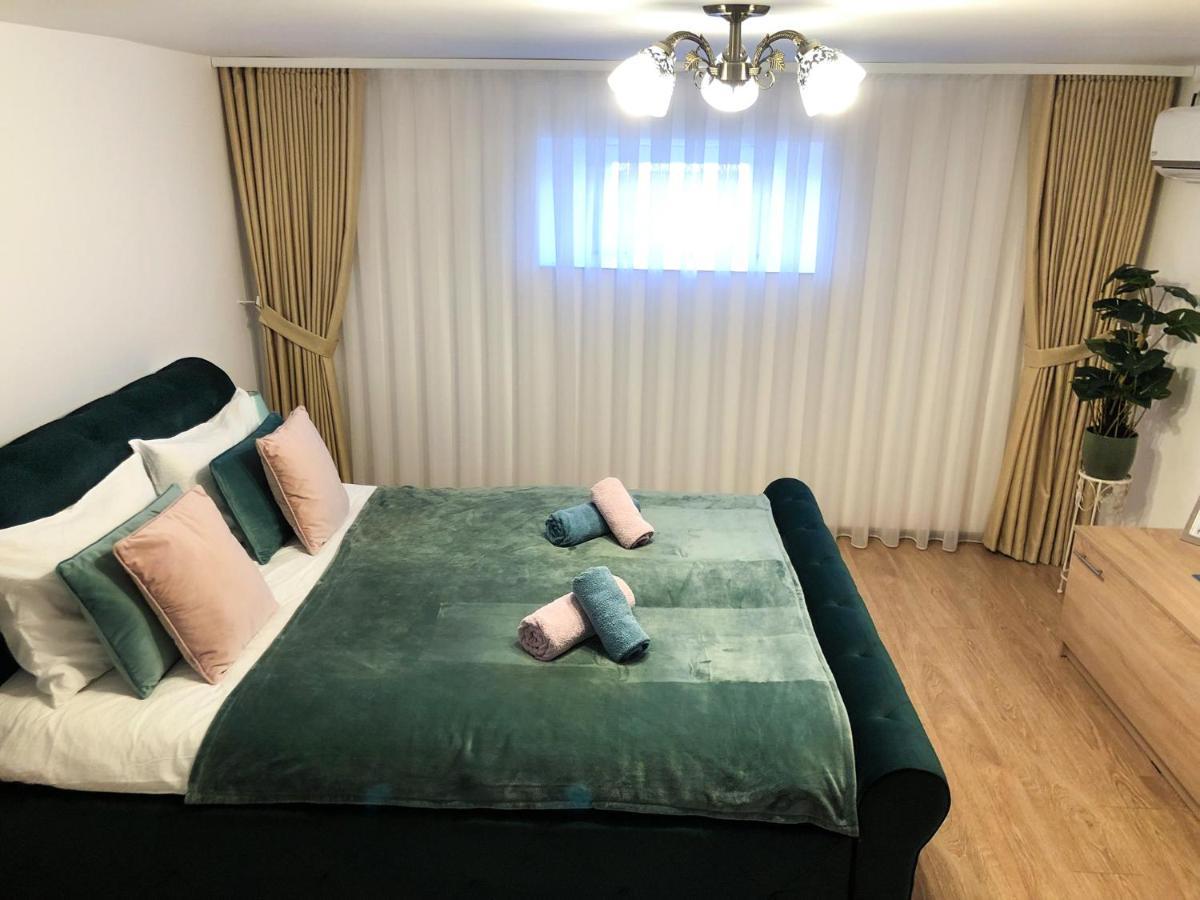 Ultra Central Apartment, Free Parking Oradea - Stray Cats Екстериор снимка